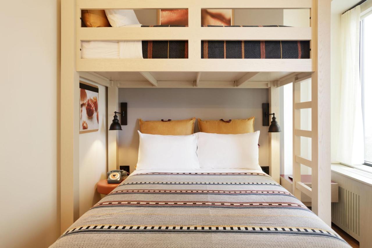 Moxy Richmond Downtown Hotel Екстериор снимка