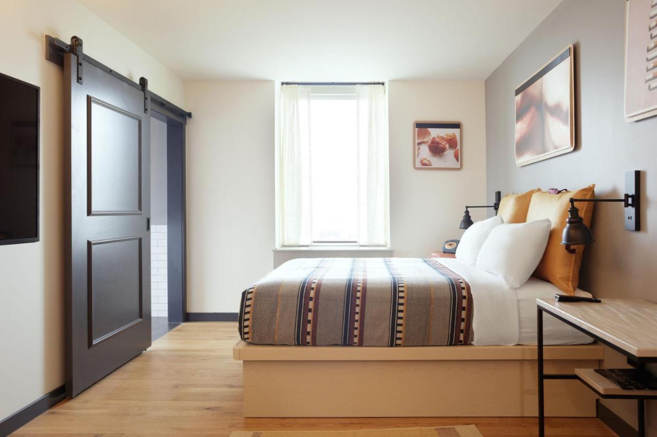 Moxy Richmond Downtown Hotel Екстериор снимка