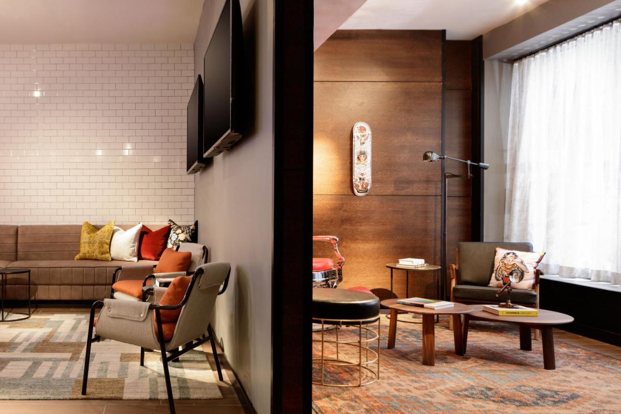 Moxy Richmond Downtown Hotel Екстериор снимка